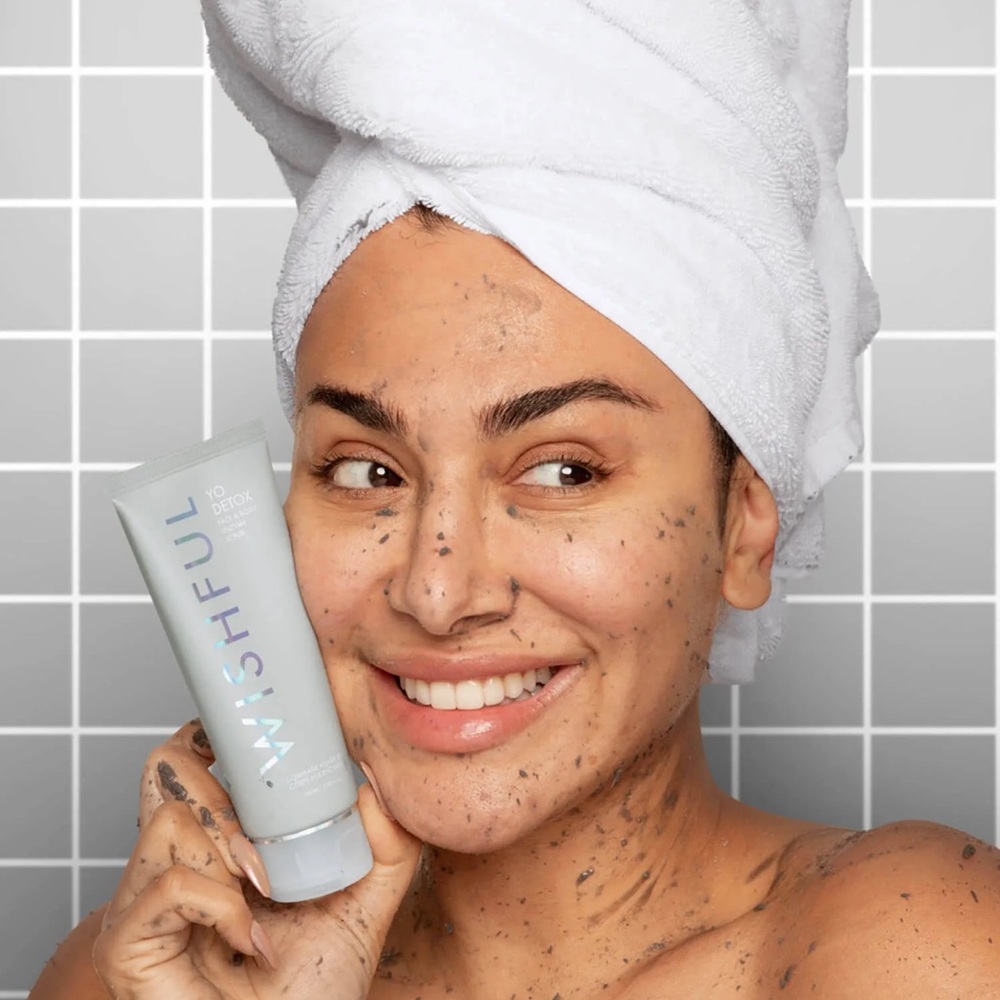 ⚫️ Huda Beauty Wishful Yo Detox Face & Body Enzyme Scrub Full-Size New In Box - Picture 2 of 9